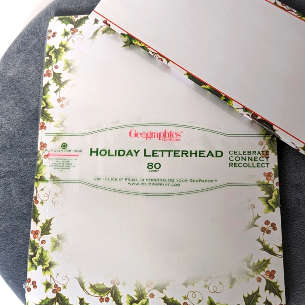 Geographics holiday printable stationary with matching envelopes NEW